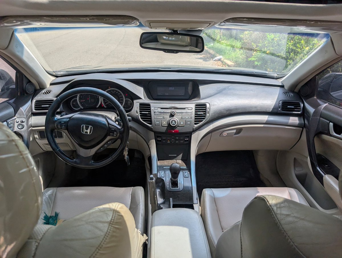 ABSOLUTE CARS tweet media