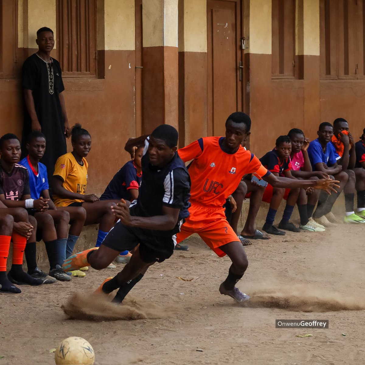 hey_itsmonk's tweet photo. Happy Birthday to this lad, @SamuelWale7 

Disciplined ✔
Hardworking ✔
Speed ✔
Dribble ✔
Shot power ✔
Young ✔

No matter what, I no dey hype junk players sha. You actually have to be very good 🤝

Sammy is a promising lad ❤💡 https://t.co/dRFhgn5MNU