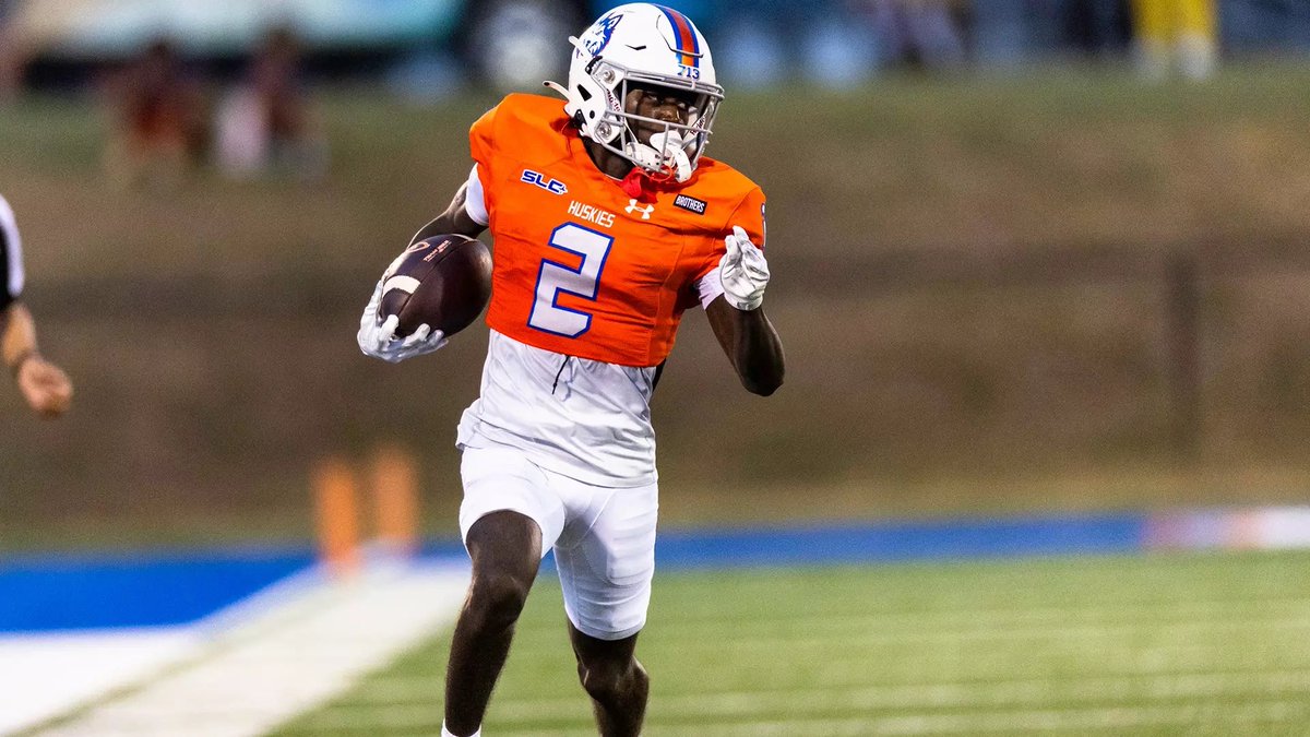 AmahjW's tweet photo. After a great conversation with Coach @dcoleknows I’m blessed to receive a division 1 offer from Houston Christian University! #AGTG #Jucoproduct @Ricoknowstiktok https://t.co/hcp85P03du