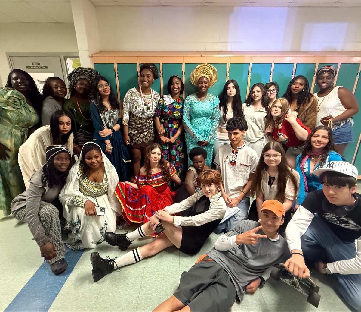 glaws075's tweet photo. Thank you to everyone who made last week’s Fashion Show a success at @StPiusXOCSB for Catholic Education Week. It was an incredible effort from over 100 student volunteers and participants. Cant wait for next year. @ItsMissBennett @stpiusxbsa https://t.co/s1HeTdtkQs