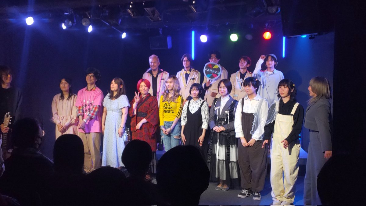マミ tweet media