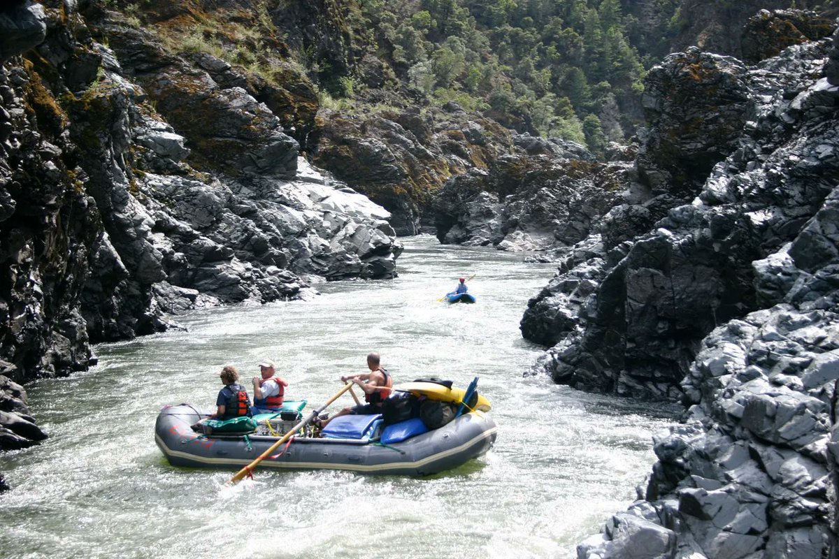 ZachsORoutdoors's tweet photo. One of my favorite ever podcasts — a fantasy football style draft of 20 of Oregon’s greatest river trips with three river experts. Ideas here for floats from mild to very wild this summer: https://t.co/Klk77rFrtC https://t.co/iOEkwkay8X