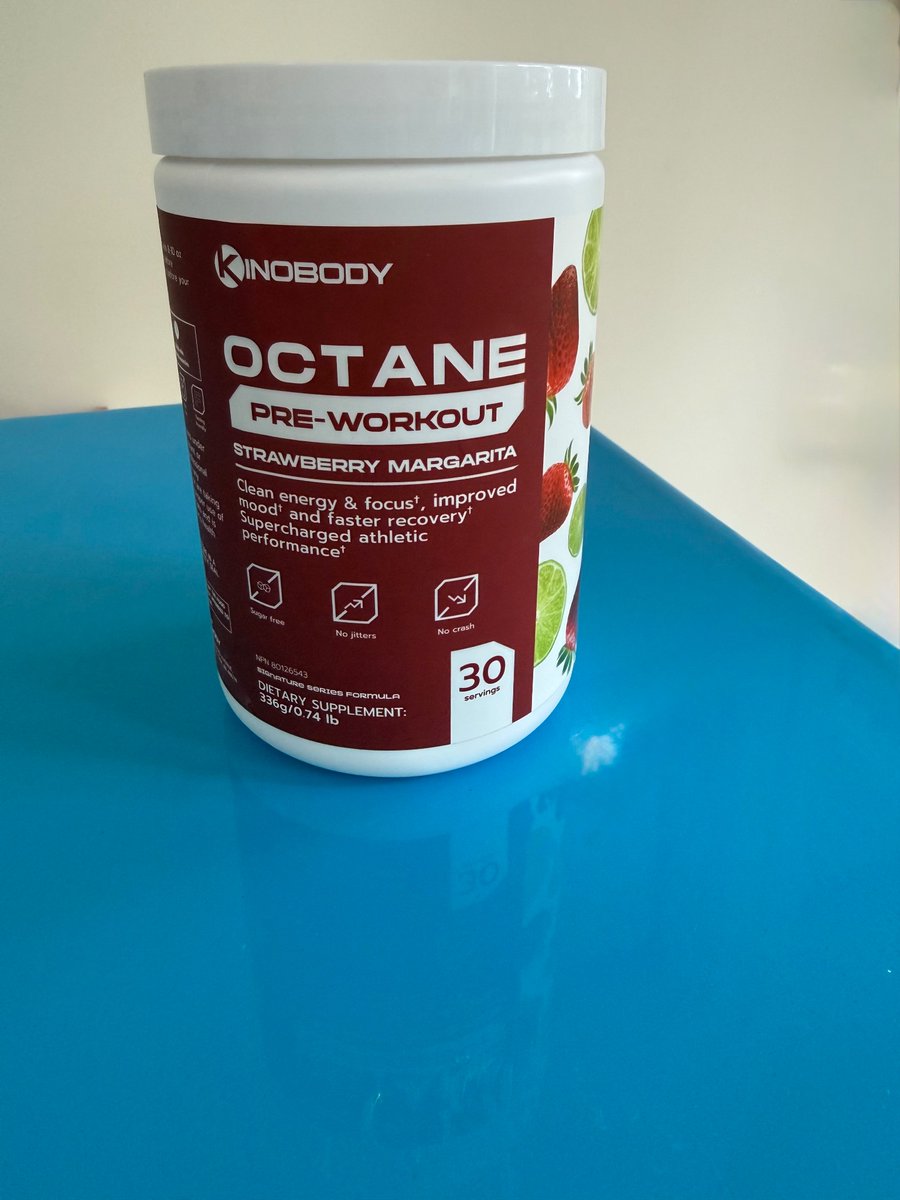 LebaneseBlonde_'s tweet photo. #Kinobody #strawberry #octane #fitness #photos gym broβs πͺπΎ https://t.co/gPjXYNtl1u