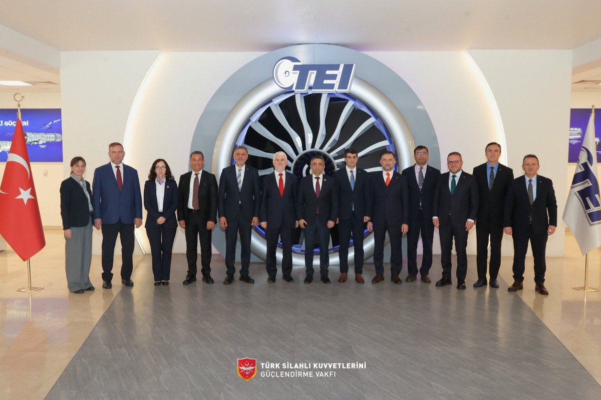tsk_gv's tweet photo. TUSAŞ Motor Sanayii A.Ş. (TEI)'nin Olağan Genel Kurul Toplantısı, Savunma Sanayii Başkan Yardımcımız Prof. Dr. Sayın Hakan Karataş’ın başkanlığında gerçekleşti.

Genel Kurul kapsamında, savunma sanayiimizin sürdürülebilir gücüne katkı sunan TUSAŞ Motor Sanayii A.Ş. (TEI)'nin kritik projeleri ve bu projelerin geleceğe dönük stratejik etkileri üzerine kapsamlı değerlendirmeler yapıldı.

Yönetim Kurulu üyelerine muvaffakiyetler dileriz. 

#TSKGV
#TEI