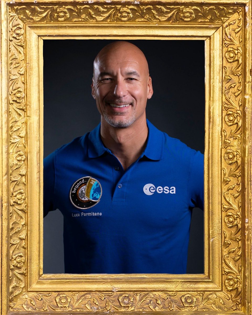 SplendiCornice's tweet photo. Un season finale stellare: stasera con noi a #SplendidaCornice @astro_luca! 

Appuntamento alle 21.15 su #Rai3 

#geppicucciari #geppi #lucaparmitano https://t.co/kCf7XUqT0p