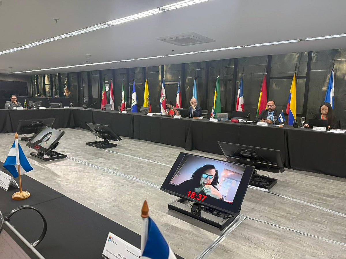 red_rta's tweet photo. #RTA2026, Argentina presentó los avances del Grupo de Trabajo de Transparencia Proactiva y Datos Abiertos, destacando la cooperación regional, el intercambio de buenas prácticas y la importancia de fortalecer políticas de acceso a la información y datos abiertos en Iberoamérica. https://t.co/bVoc8pf1Wj