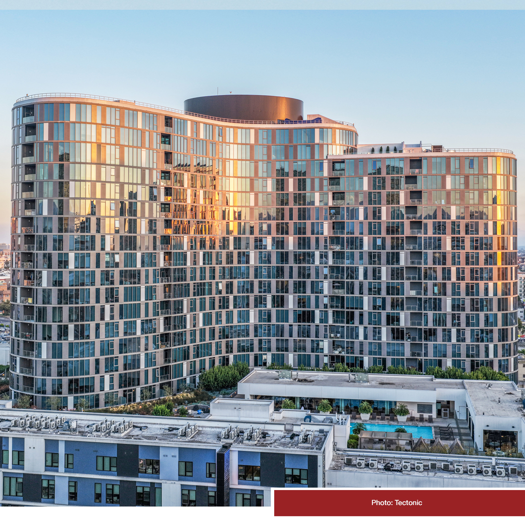 wisupdates's tweet photo. Kurve in Los Angeles showcases a striking modern presence, highlighting the work of WIS installation teams and project partners throughout the development. Partners: Hankey Investment Company, Jamison Properties, Large Architecture, @questwindows 
#windowinstallation #glazing https://t.co/OdfZUGV4Lx