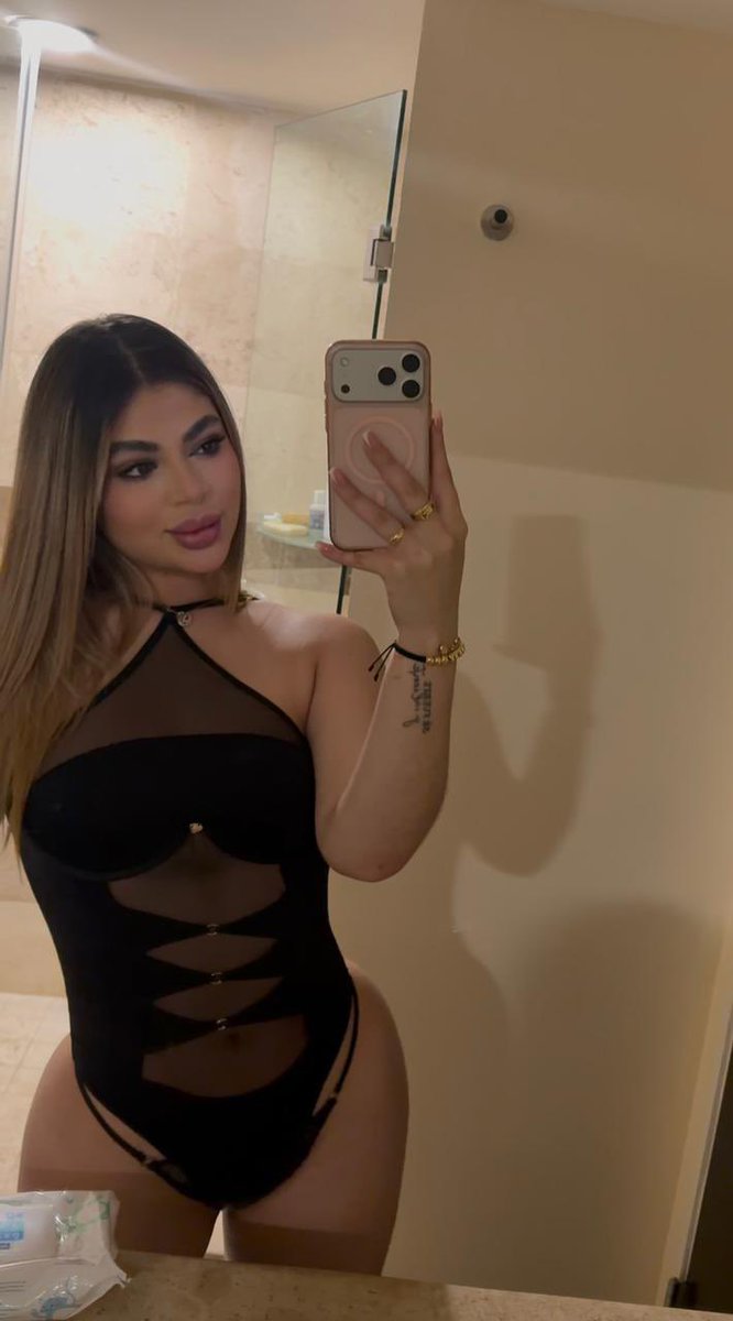 GaFeCs1's tweet photo. Demasiado guapa para pasar desapercibida 🔥
    #Qro #Trending #SexyGirl #Modelo #XMexico https://t.co/fGg3bNWcil