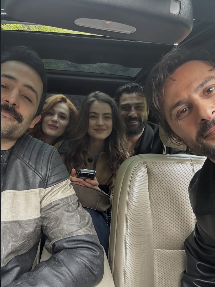 Elif tweet media