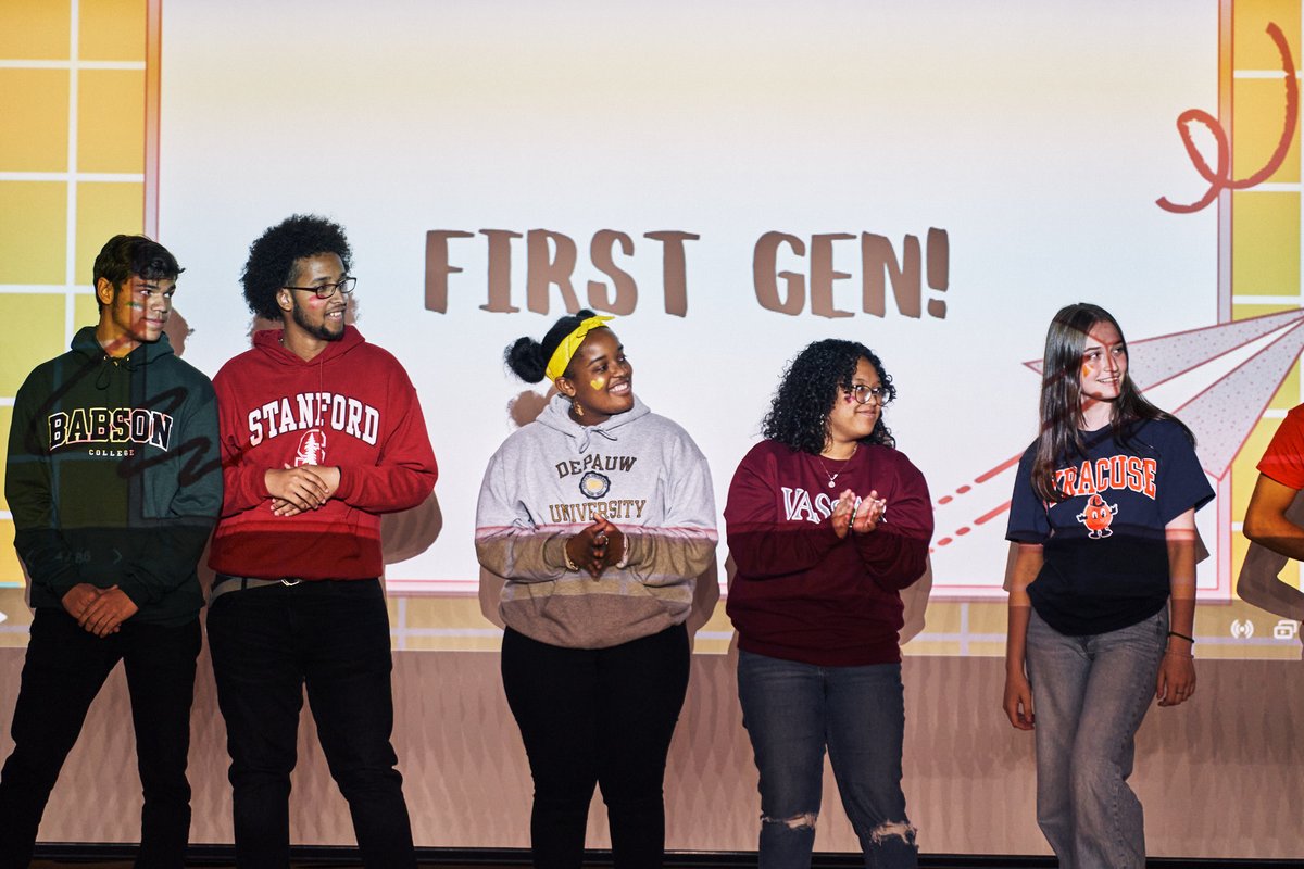 WSCFgrants's tweet photo. WSCF grantee @studentleadnet received funding for their CollegeBound Initiative, providing year-round, individualized college counseling to 833 students in Hell's Kitchen and Chelsea.

Discover all of WSCF's '25 grantees: https://t.co/ADHx9JFGjI https://t.co/tlVuBki74r