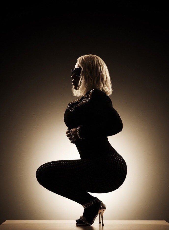 Nicki Minaj tweet media