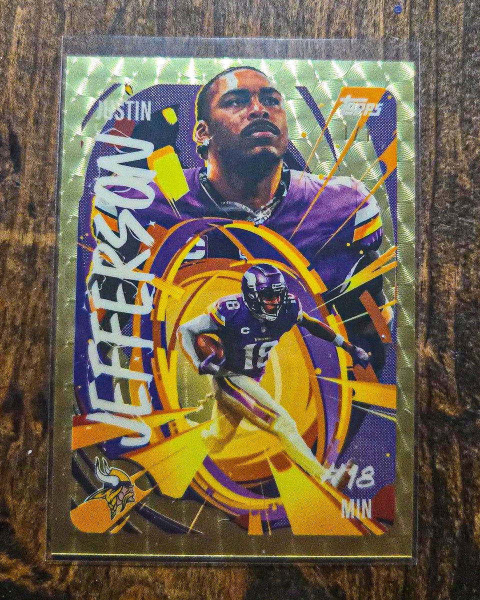 Topps tweet media