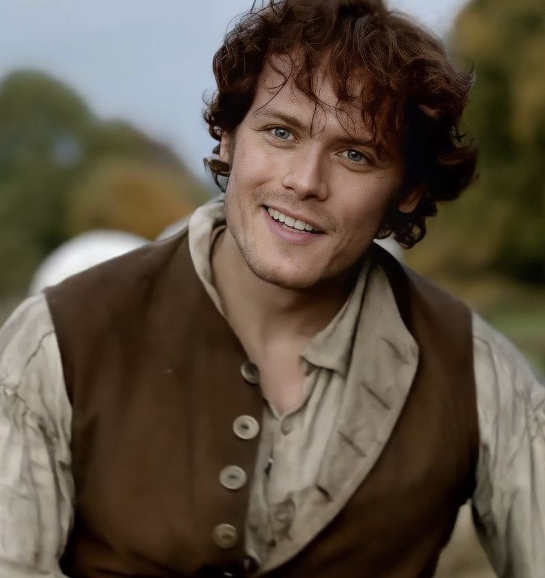 ketterdamss's tweet photo. I can’t believe we’re saying goodbye to them forever ☹️ I don’t have the words to express how much they mean to me #outlander https://t.co/WXbjYGVUDi