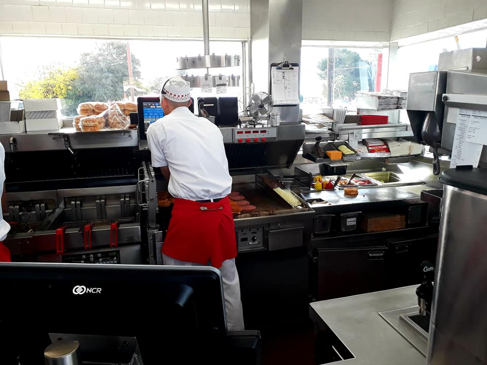 ᶠᵃⁿ In-N-Out Burgers tweet media