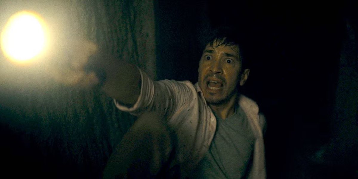 zombyte_oficial's tweet photo. Recuerdan Grave Encounters? Uno de sus directores, Colin Minihan vuelve con la película de abejas asesinas #Stung 🐝 protagonizada por Justin Long y Iris Apatow. https://t.co/ydVCALz8wy