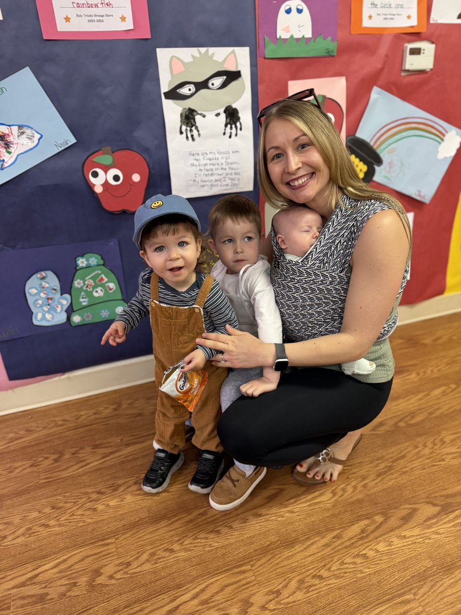 HTS_Eagles's tweet photo. The Preschool Art Show was full of proud smiles and amazing creativity! 🎨✨Our littlest eagles were so excited to show off all the artwork they created throughout the year. Each masterpiece reflected their hard work and growing confidence. We are love our little artists! https://t.co/oPwN62xbq8