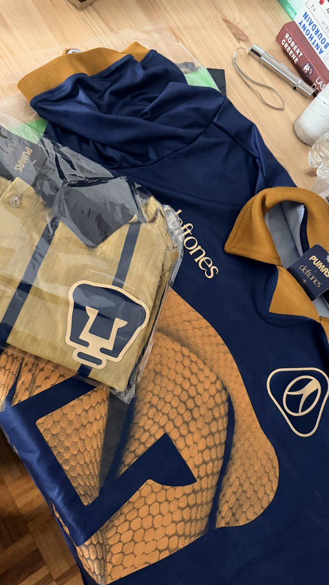 burritoconcoca's tweet photo. ¡Ya tenemos jersey para ver el domingo al Pumas! @PumasMX x @deftonesMX https://t.co/vRYmRnZbVL