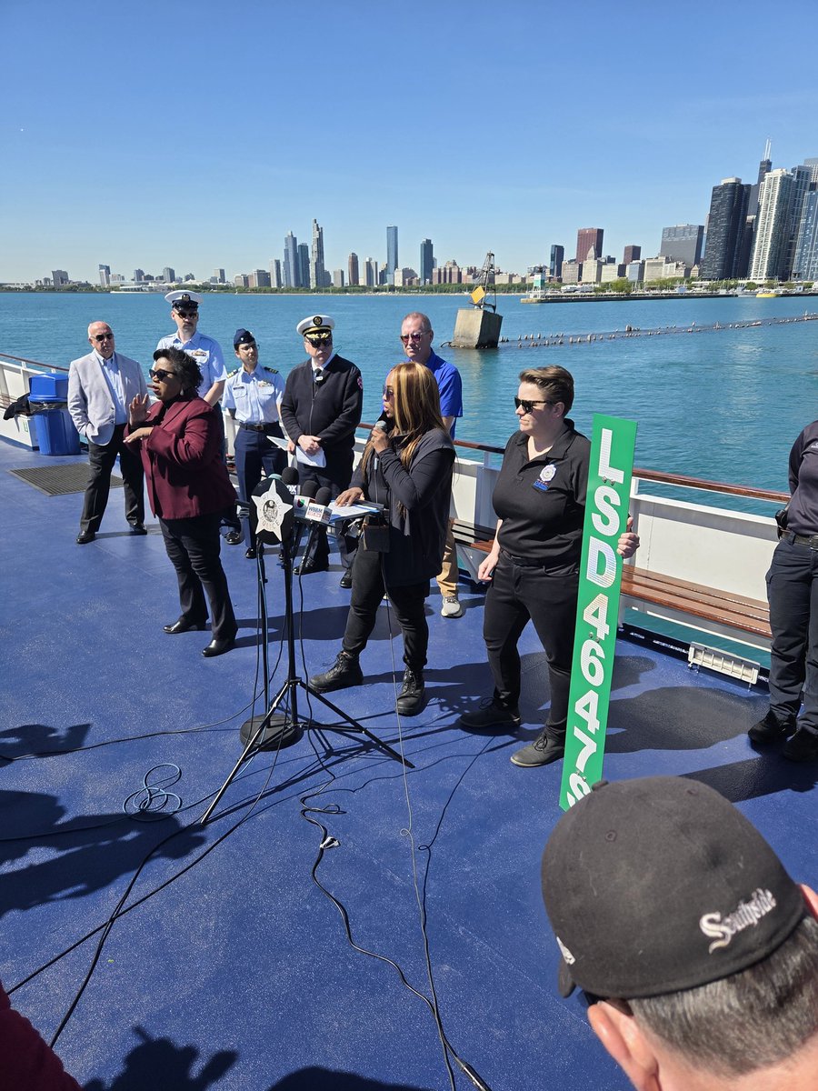 Chicago OEMC tweet media
