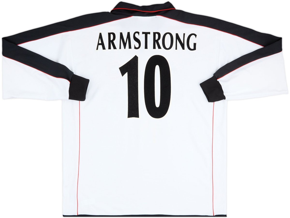 Classic Football Shirts tweet media