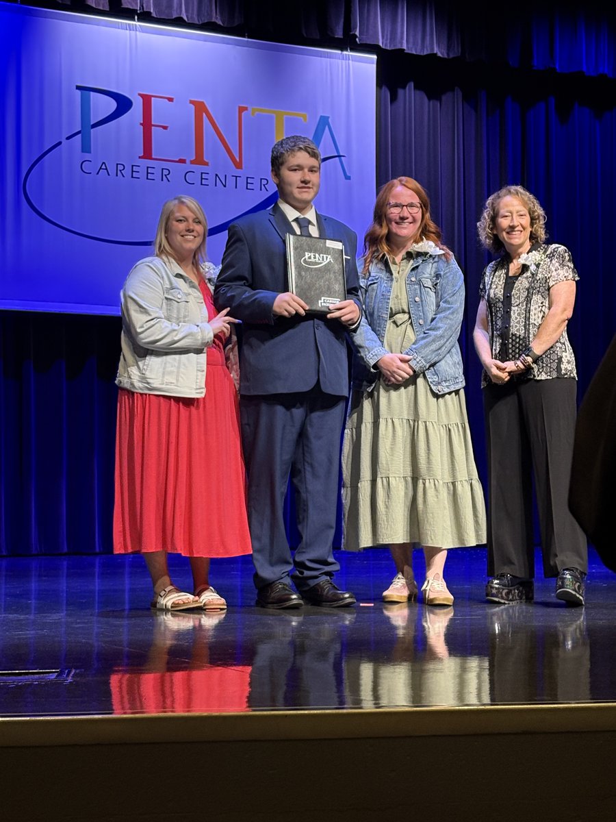 BGSchools's tweet photo. The Senior Recognition Ceremonies at @pentacareerctr  were a celebration of hard work, growth, &amp; achievement! Congratulations to all of our BGHS-Penta Seniors! Here are just a few photos from the event! https://t.co/hPt6AmkBiz