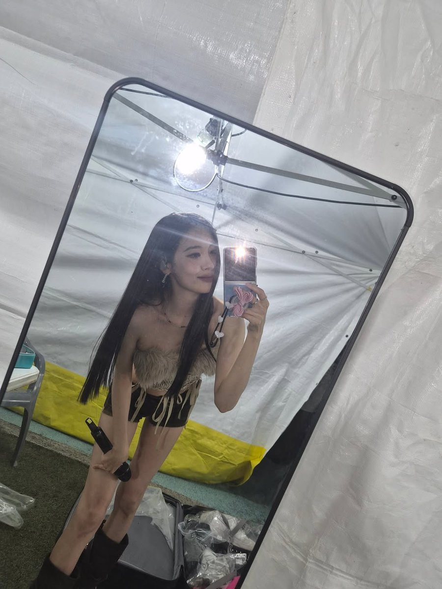 Sunmi_Union's tweet photo. [#INSTAGRAM] Sunmi update:

“Thank you Sangji University 🥺🗯️🤍🫰🏻🌼💓”

🔗 https://t.co/JlqSbx8WE7

#SUNMI #선미 https://t.co/zGAivETmcD
