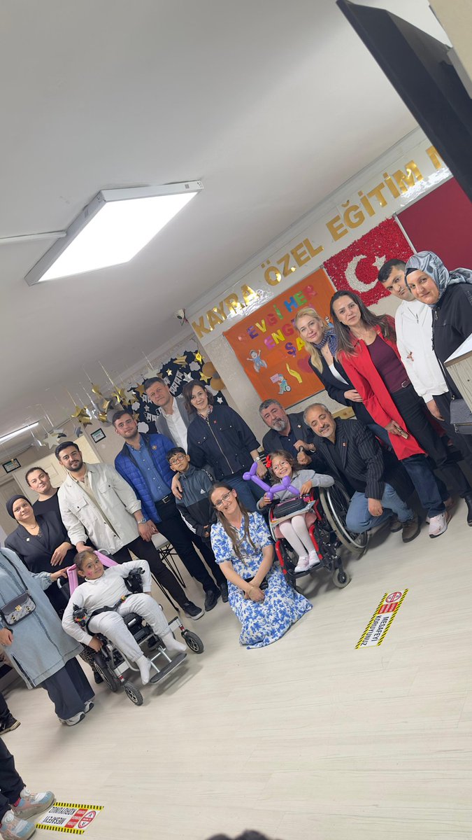 EngelsizCHP's tweet photo. Engelli Hakları Komitemiz; Engelliler Haftası kapsamında, Çatalca İlçe Başkanımız Gökberk Öder ve ilçe komitemizle birlikte; Çatalca Belediyemize bağlı Özel Çatalca, Özel Çatalca Akademi, Kayra Özel Eğitim ve Özel Taptık Eğitim ve Rehabilitasyon Merkezlerini ziyaret etti. https://t.co/U2ZqRIz7OO