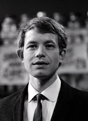 DistinctbyMIM's tweet photo. Sad news about Alan Rothwell - to generations the face of school programme Picture Box, children’s show Hickory House and as Ken’s brother in #corrie Distinct Nostalgia interviewed Alan a few years ago.  Listen here https://t.co/mvNGKDVC4x https://t.co/BFu8P4sxdg