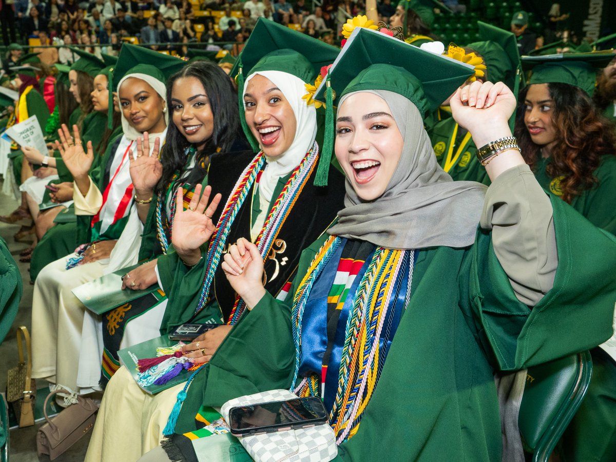 GeorgeMasonCHSS's tweet photo. #Mason2026, this is YOUR moment! 🎓💚💛

It was an unforgettable University Commencement this morning! Congratulations to our newest alumni! 

#MasonGrad #MasonNation #MasonAlumni https://t.co/qo2BjNjoJ2