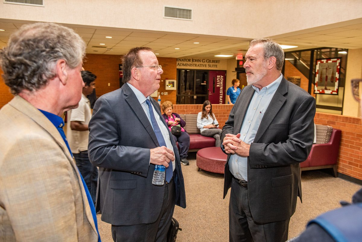 PSimonInstitute's tweet photo. Thank you to everyone who joined us on April 3rd for @ProfessorPape's lecture. His timely discussion on Iran, escalating global conflict, and the 2026 election sparked important conversations about democracy, and international stability.

Missed it? Watch: https://t.co/G3Zrr0zI9e https://t.co/hCRvwLtJFO