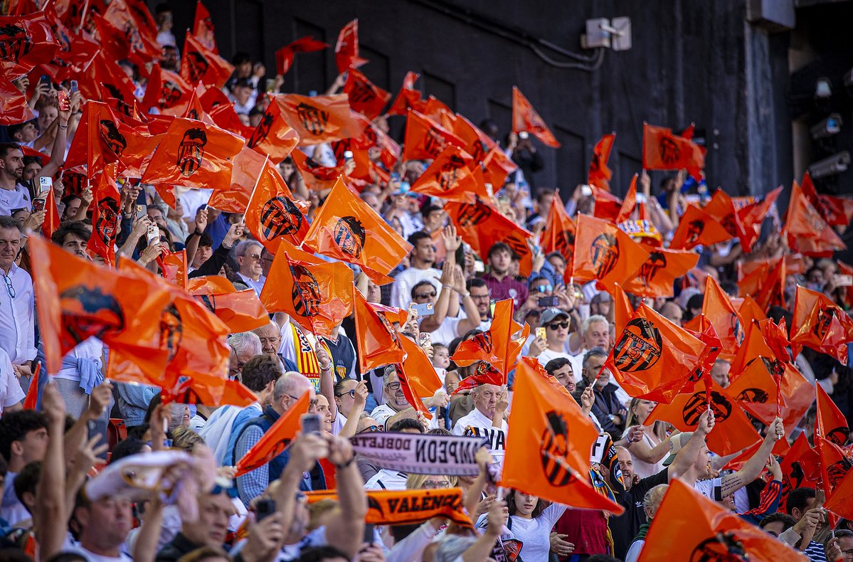 Valencia CF tweet media
