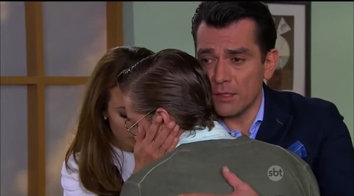 Ana Leal tweet media