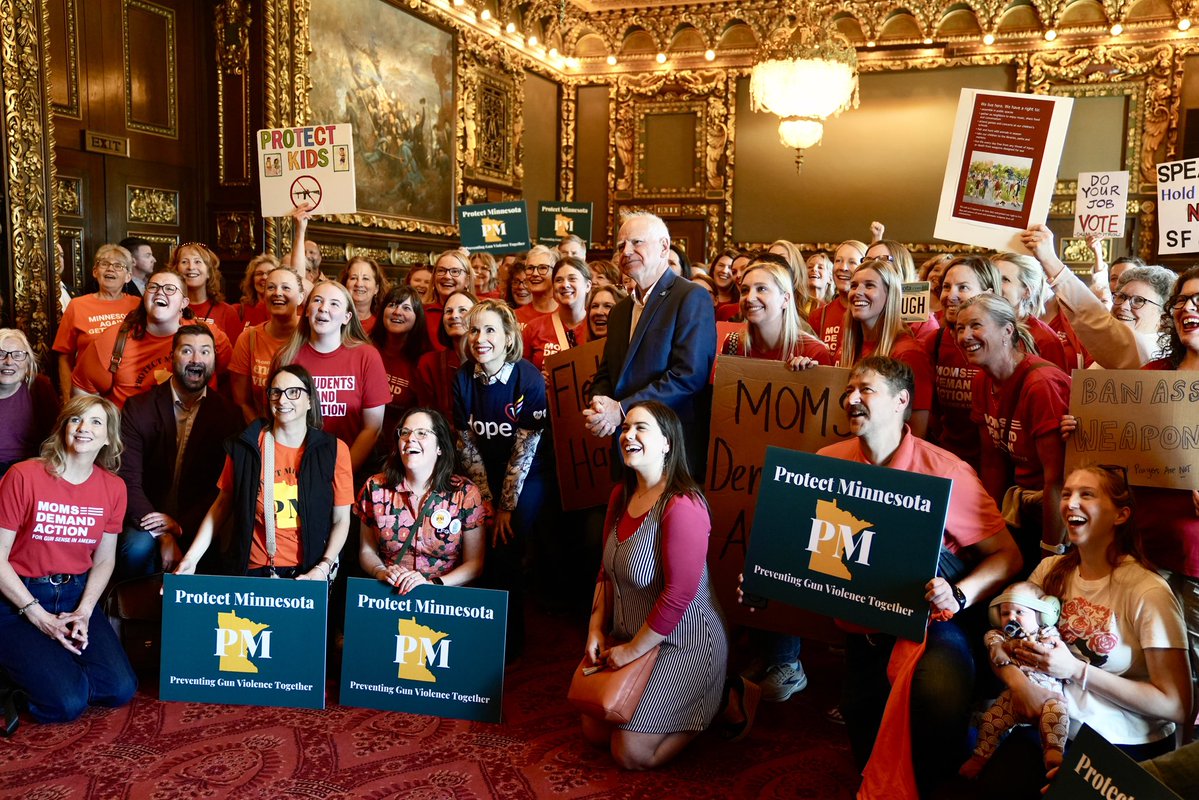 Governor Tim Walz tweet media
