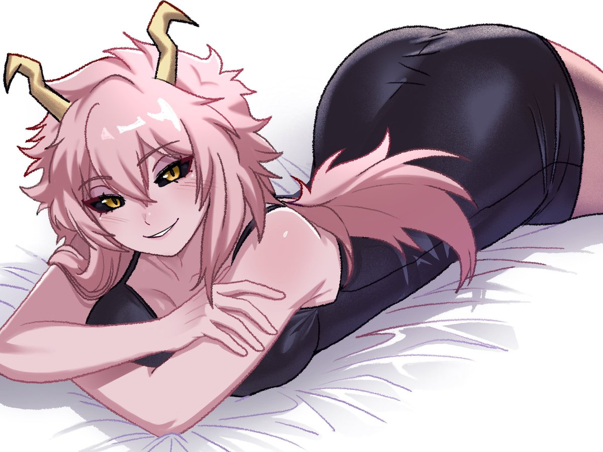 AmyJenssen's tweet photo. Mina Ashido fanart https://t.co/UIN5VdlD8C