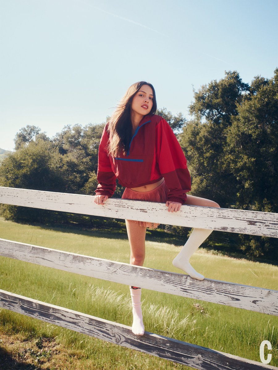 Olivia Rodrigo Charts tweet media