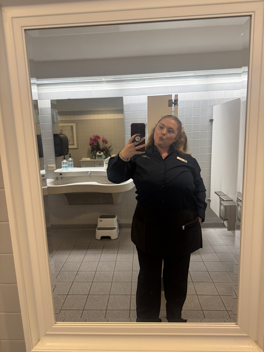 AMBERLY tweet media