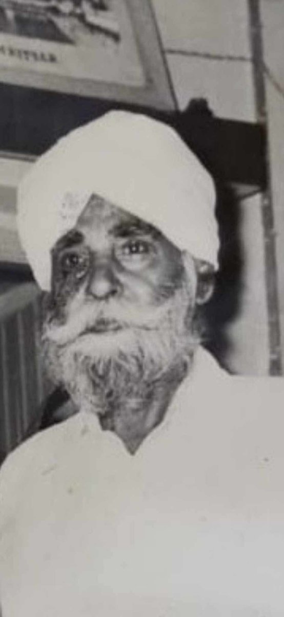 DeepSethi10's tweet photo. ਮੇਰਾ ਸਤਿਕਾਰ ਯੋਗ ਨਾਨਾ ਜੀ ਸਰਦਾਰ ਸਿੰਘ ਜੀ ਜੌ ਮਿਤੀ 14/05/1983 ਨੂੰ ਆਪਣੀ ਸੰਸਾਰਿਕ ਯਾਤਰਾ ਪੂਰੀ ਕਰਕੇ ਗੁਰੂ ਸਾਹਿਬ ਜੀ ਦੇ ਚਰਨਾਂ ਵਿੱਚ ਜਾ ਬਿਰਾਜੇ ਸਨ 14/05/2026 ਨਾਨਾ ਜੀ ਨੂੰ ਗਏ ਹੋਏ 43 ਸਾਲ਼ ਪੂਰੇ ਹੋ ਗਯਾ ਹਨ ਅੱਜ ਵੀ ਪੂਰਾ ਪਰਿਵਾਰ ਉਹਨਾਂ ਨੂੰ ਯਾਦ ਕਰਕੇ ਭਾਵੁਕ ਹੋ ਜਾਂਦਾ ਹੈ ਵਾਹਿਗੁਰੂ ਜੀ ਆਪਣੇ ਚਰਨਾ ਵਿੱਚ ਨਿਵਾਸ ਬਖਸ਼ਣ https://t.co/RlwgXeA2NT