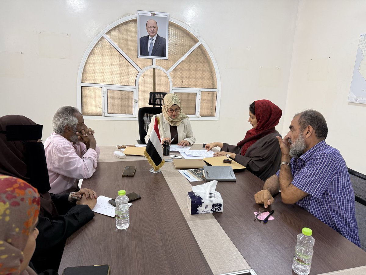 mola_yemen's tweet photo. وقعت وزارة الشؤون القانونية ومنظمة سيفرورلد مذكرة تفاهم لتعزيز التعاون في دعم إعداد ومراجعة مسودة مشروع قانون مكافحة جرائم تقنية المعلومات، بما يسهم في تطوير التشريعات الوطنية ومواكبة المستجدات التقنية وترسيخ سيادة القانون. https://t.co/fwB2Knn1zg
