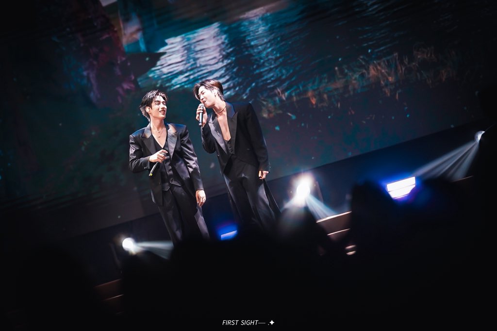 𝘍𝘐𝘙𝘚𝘛 𝘚𝘐𝘎𝘏𝘛── .✦ tweet media
