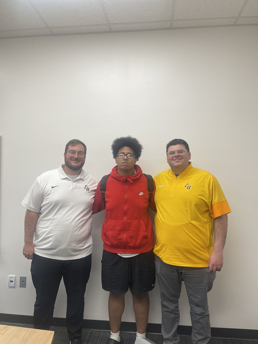 XavierDiggs50's tweet photo. Thank you @CoachMurphy_ and @CoachWunstell for coming out and talking about @Evangel_FB 

@coach_rcantrell @NHSRecruits @coach_penry @MrCoachClark @coach_bpoe https://t.co/TAstk1pk5D