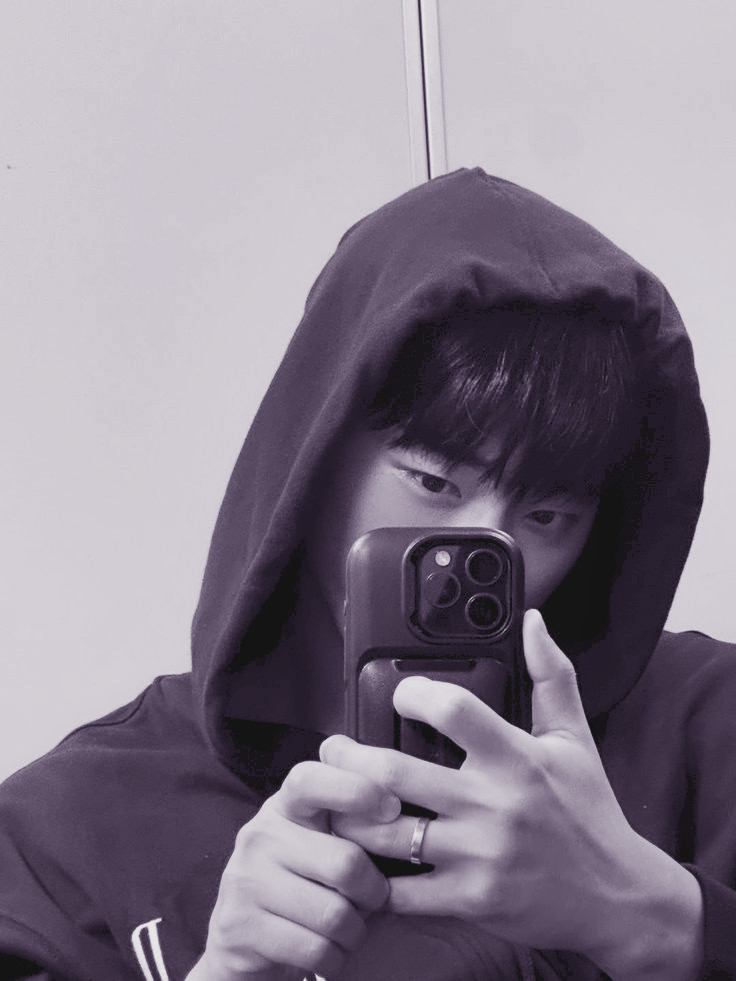 𝓢𝗈𝖿𝗍 𝓥𝗂𝗈𝗅𝖾𝗍 tweet media