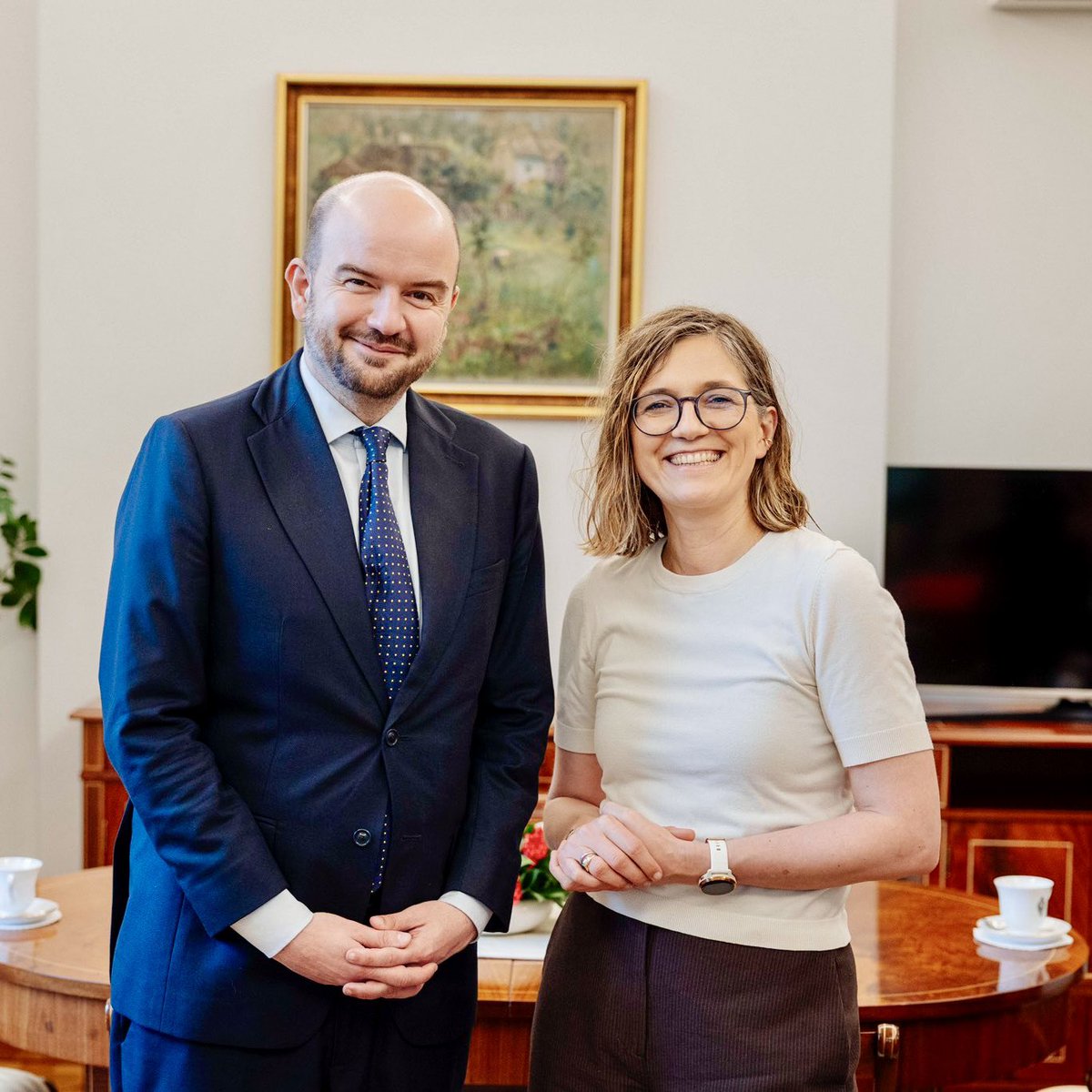 Slovak Embassy in Poland tweet media