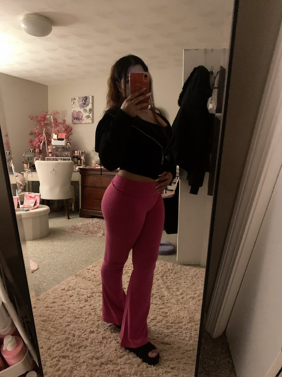 𝐝𝐚𝐧𝐢 ♡ tweet media