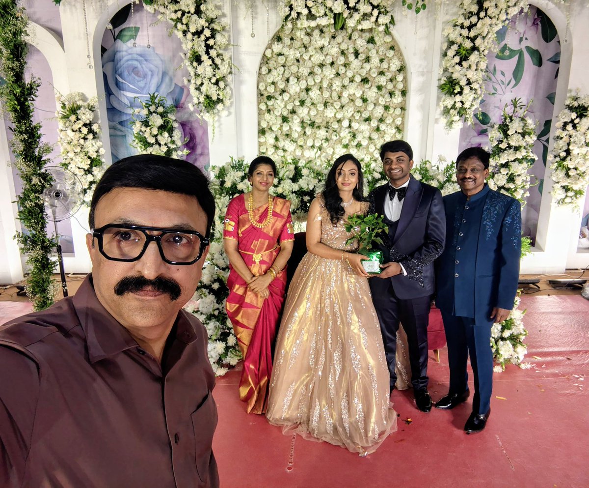 BDanganavar's tweet photo. Happy Married Life 🌱🌿

Wishing a joyful and blessed married life to
Smt. Sai Spurthi
(D/o Smt. Soumya &amp; Shri. Ashok M.L)
&amp;
Shri. Nagashravan hebsur
(S/o Smt. Shruthi &amp; Shri. Praveen Hebsur)

🇮🇳 Grow Green Pedallers 🌱🌿🚴 https://t.co/MocbTlyHoB