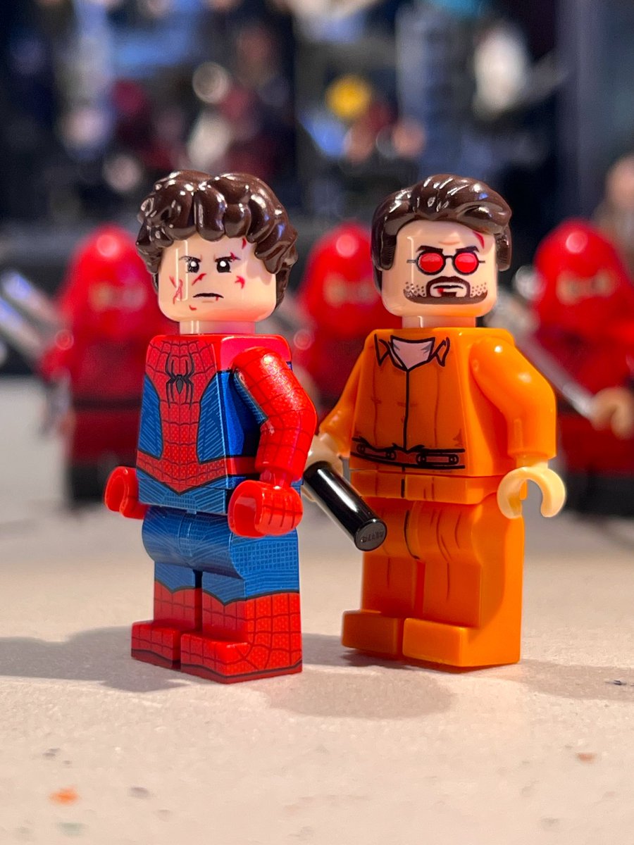 MgfCustoms's tweet photo. Cell block LEGO ⛓️ 

We can still dream about that Daredevil / Spidey Brand New Day crossover right? https://t.co/DJ7BMkSOUN
