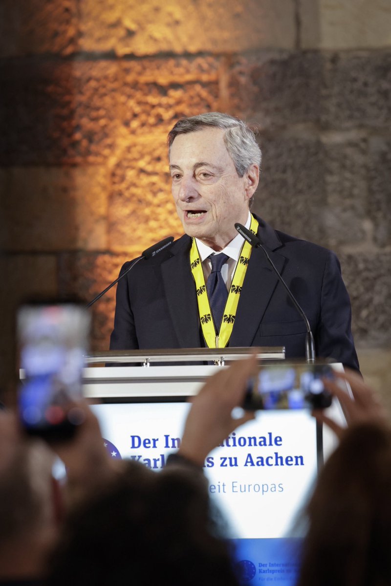 Armin Laschet tweet media