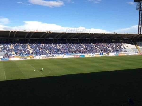 GolSinVAR's tweet photo. Un sincero abrazo a la afición del @RealOviedo.

En 2014 viajaban 3.000 personas para ver a su equipo en vez de al Bernabéu iban al Reino de León.

Hoy, muchos de esos que estuvieron en 2014 estarán con una sonrisa viendo a su Oviedo.

Independientemente de la categoría. https://t.co/Hxl51AzeLV