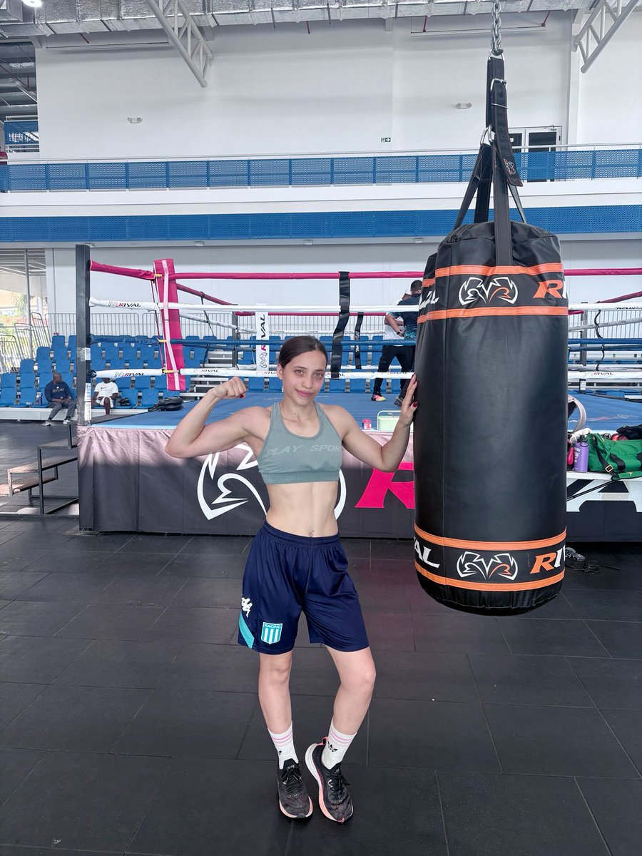 BoxeoRacing's tweet photo. Campamento en Panamá l Día 4 🇵🇦

@SoffiaGolovkina sigue entrenándose en el campus internacional, llevando consigo los colores más lindos 🤍🩵 https://t.co/ve73aTNu8f