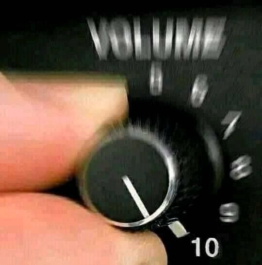 Simz tweet media