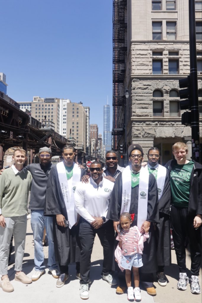 Roosevelt University Basketball tweet media