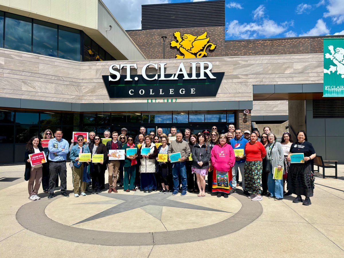 StClairCollege's tweet photo. St. Clair College staff were honoured to take part in this year's Moose Hide Campaign Walk to End Violence.
Today, we stand together against gender-based violence and domestic violence.
#MooseHideCampaign #StClairCollege #Windsor #Chatham #EndViolence https://t.co/PfLyrDie2m